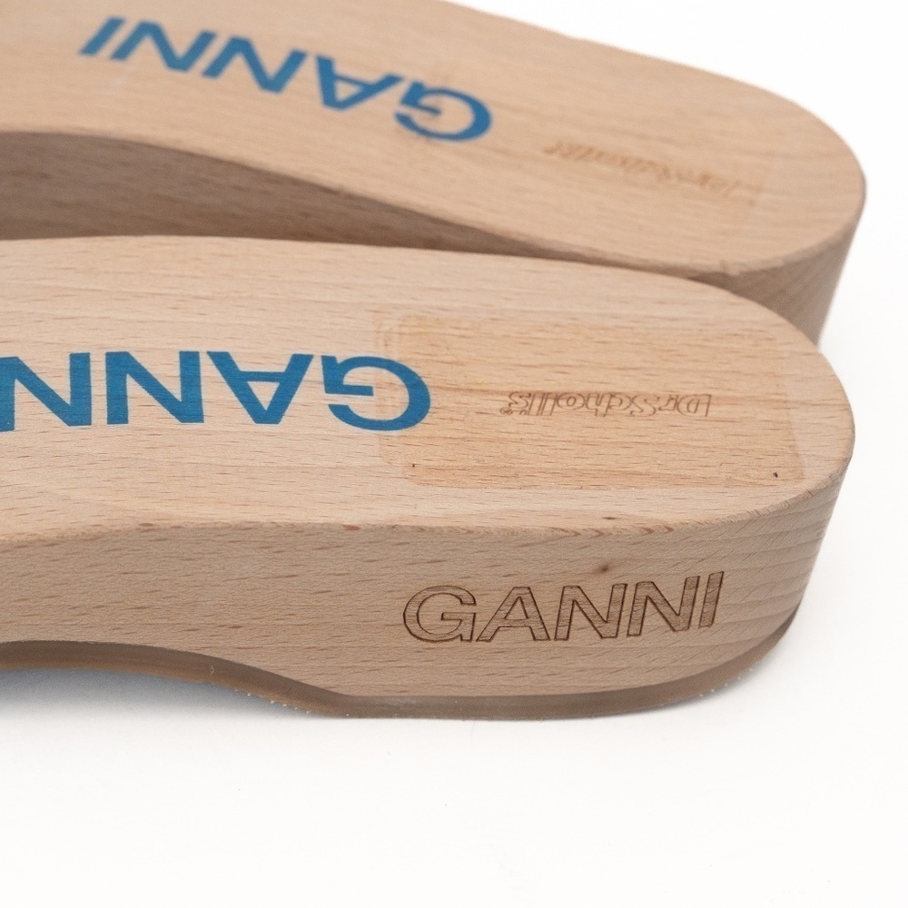 Ganni X Scholl. Wooden Clogs in Check Blue Iris. - Picture 7 of 11